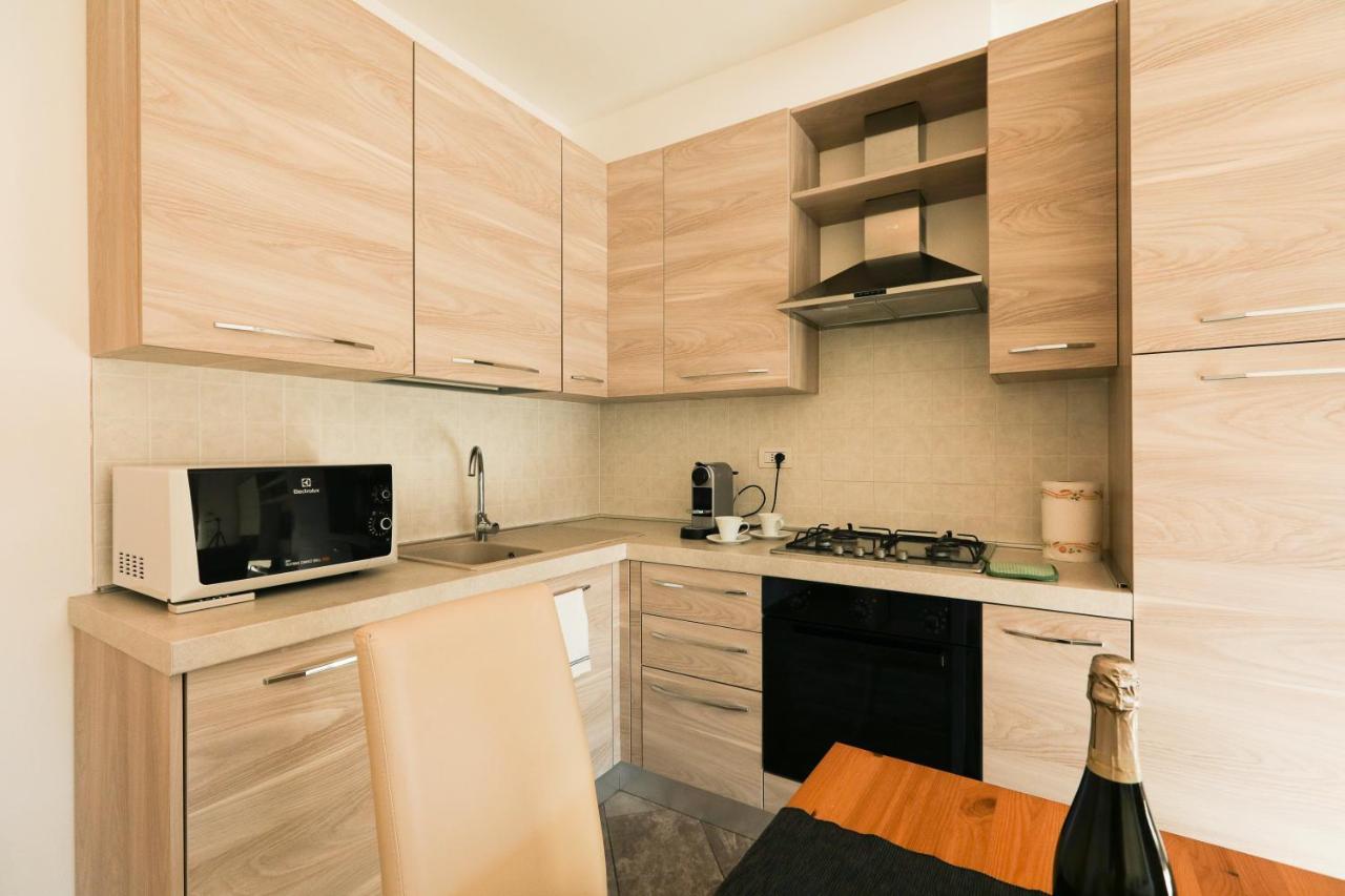 לנו Bellavista Apartments מראה חיצוני תמונה
