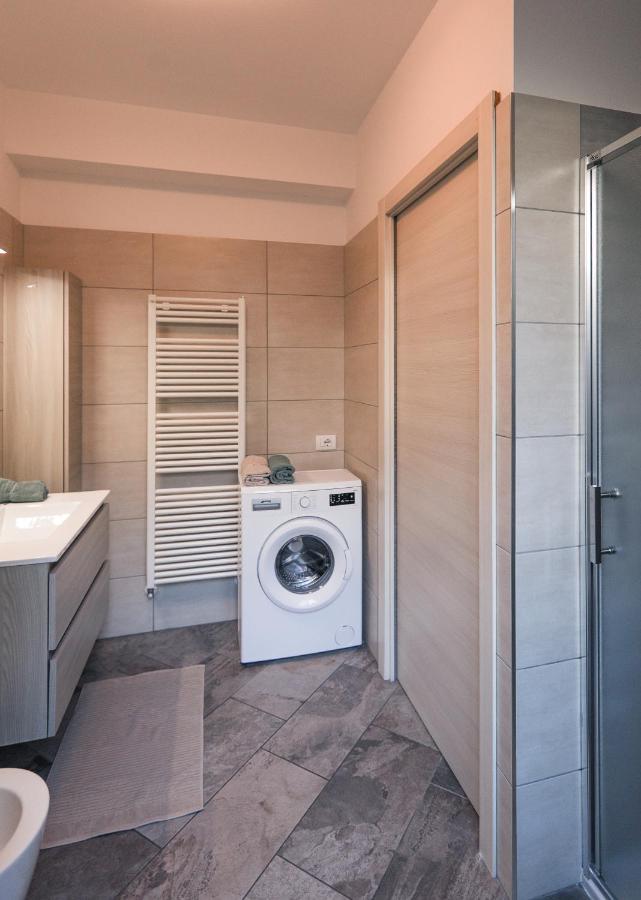 לנו Bellavista Apartments מראה חיצוני תמונה