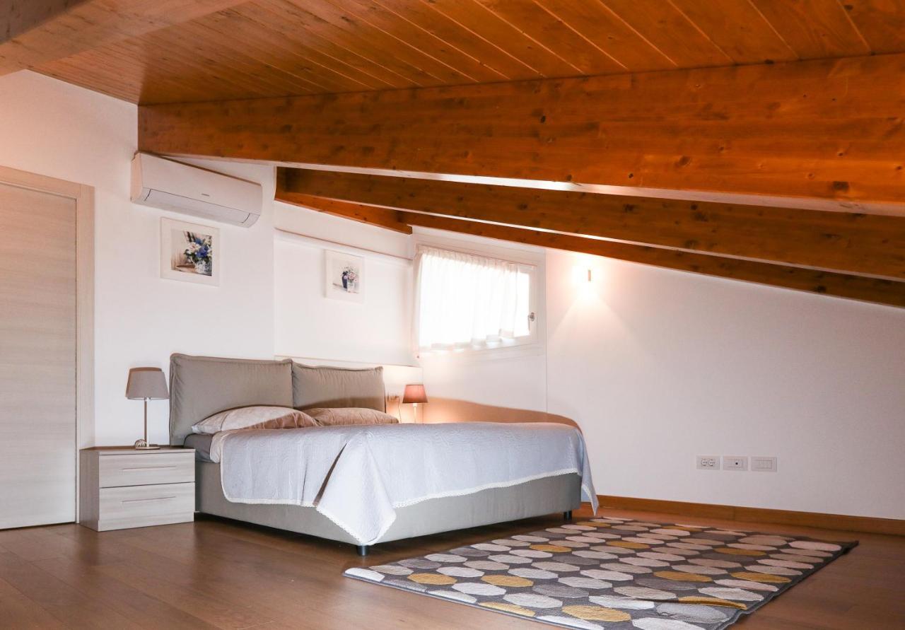 לנו Bellavista Apartments מראה חיצוני תמונה