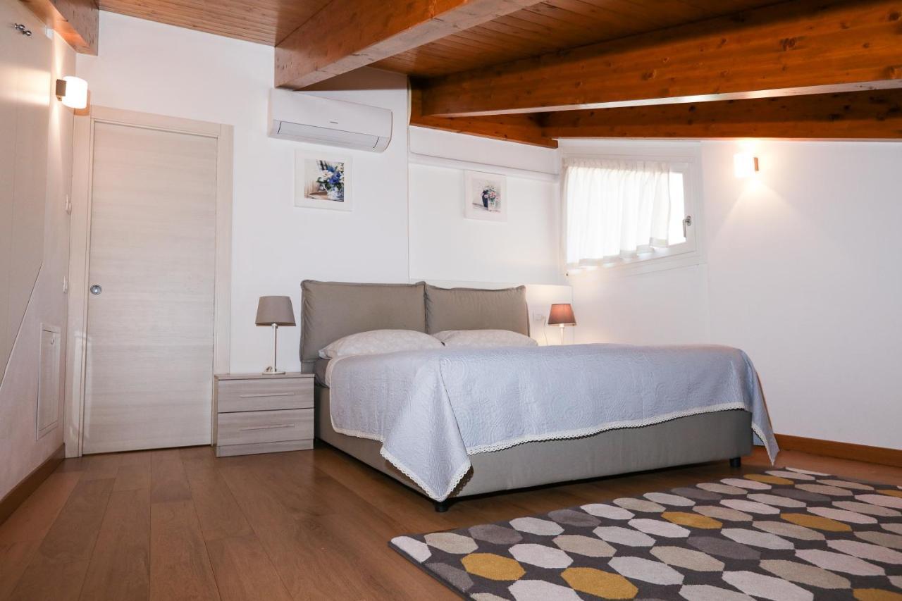 לנו Bellavista Apartments מראה חיצוני תמונה